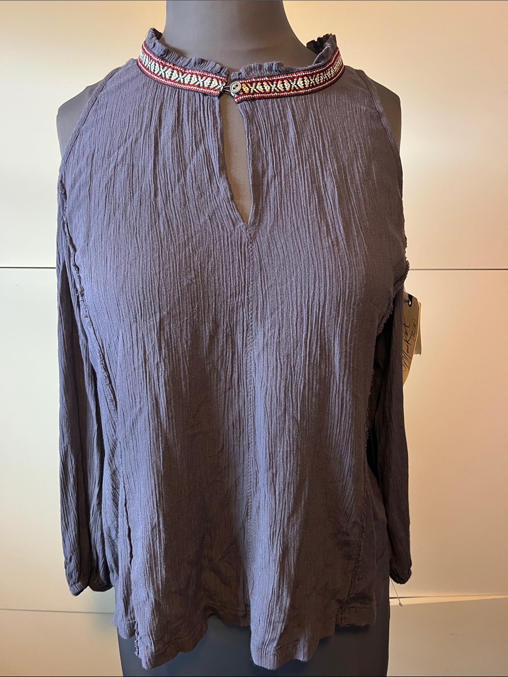 Melrose and Market Textured Cold-Shoulder Blouse with Embroidered Neck -Gray